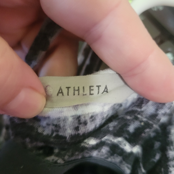 Athleta Athletic Cross Back Tank Top w/ Built In Bra Women’s S Gray black - Picture 3 of 4